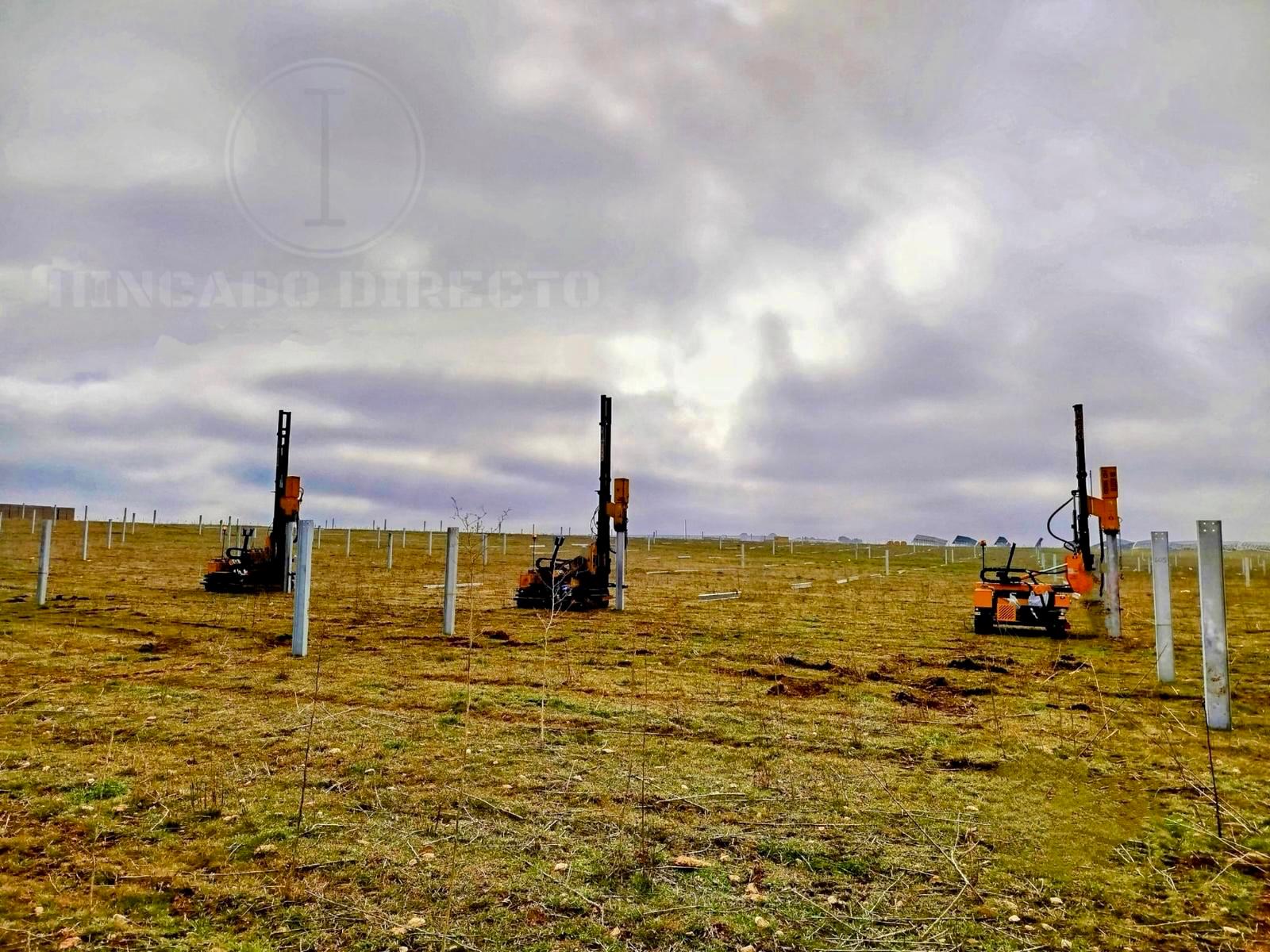Hincadoras Orteco trabajando en parque solar fotovoltaico
