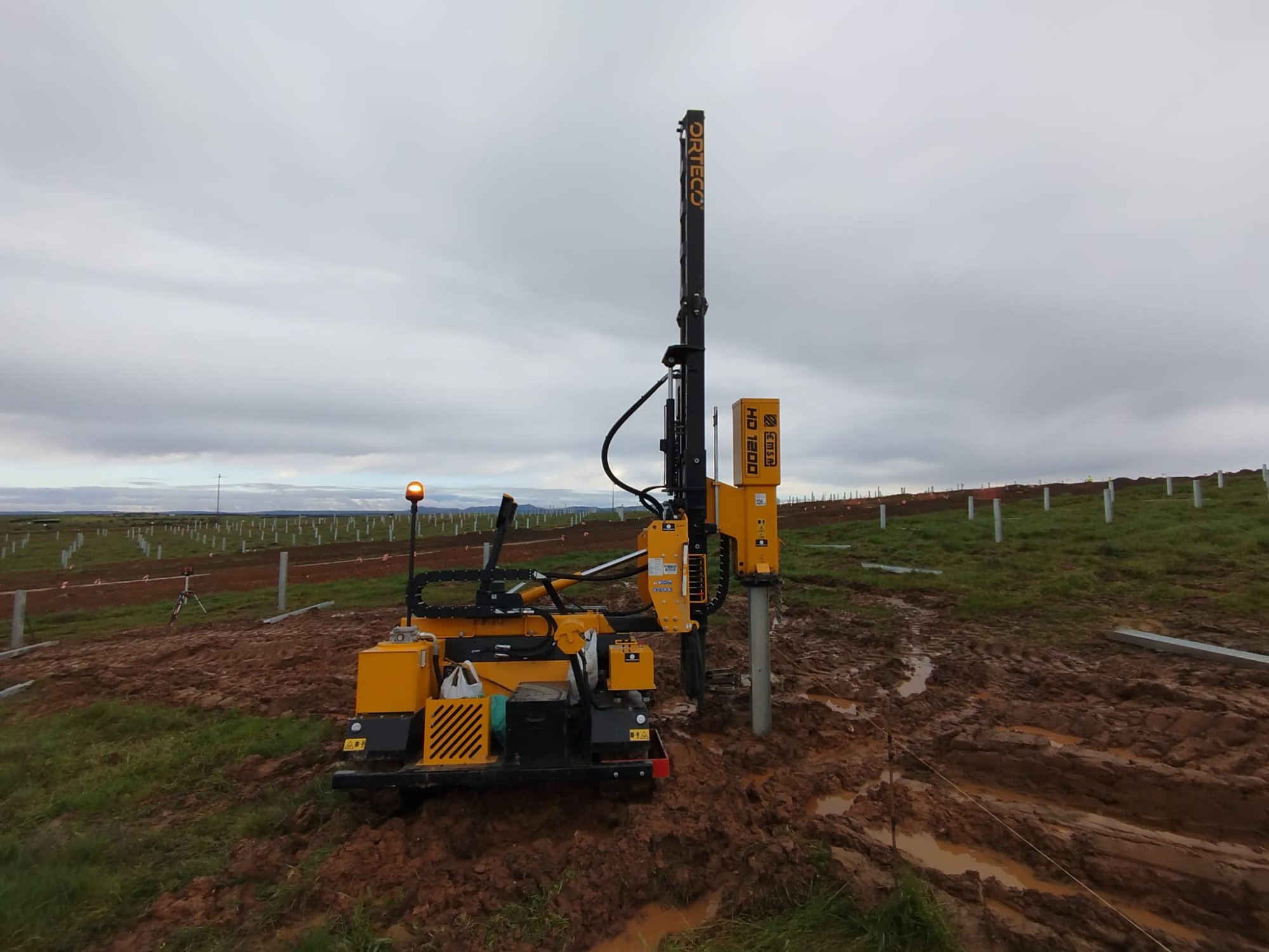 Faga MHPH 1000 perforadora-hincadora